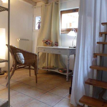 Maison Des Remparts Nichee Sous La Cite Carcassonne Ngoại thất bức ảnh