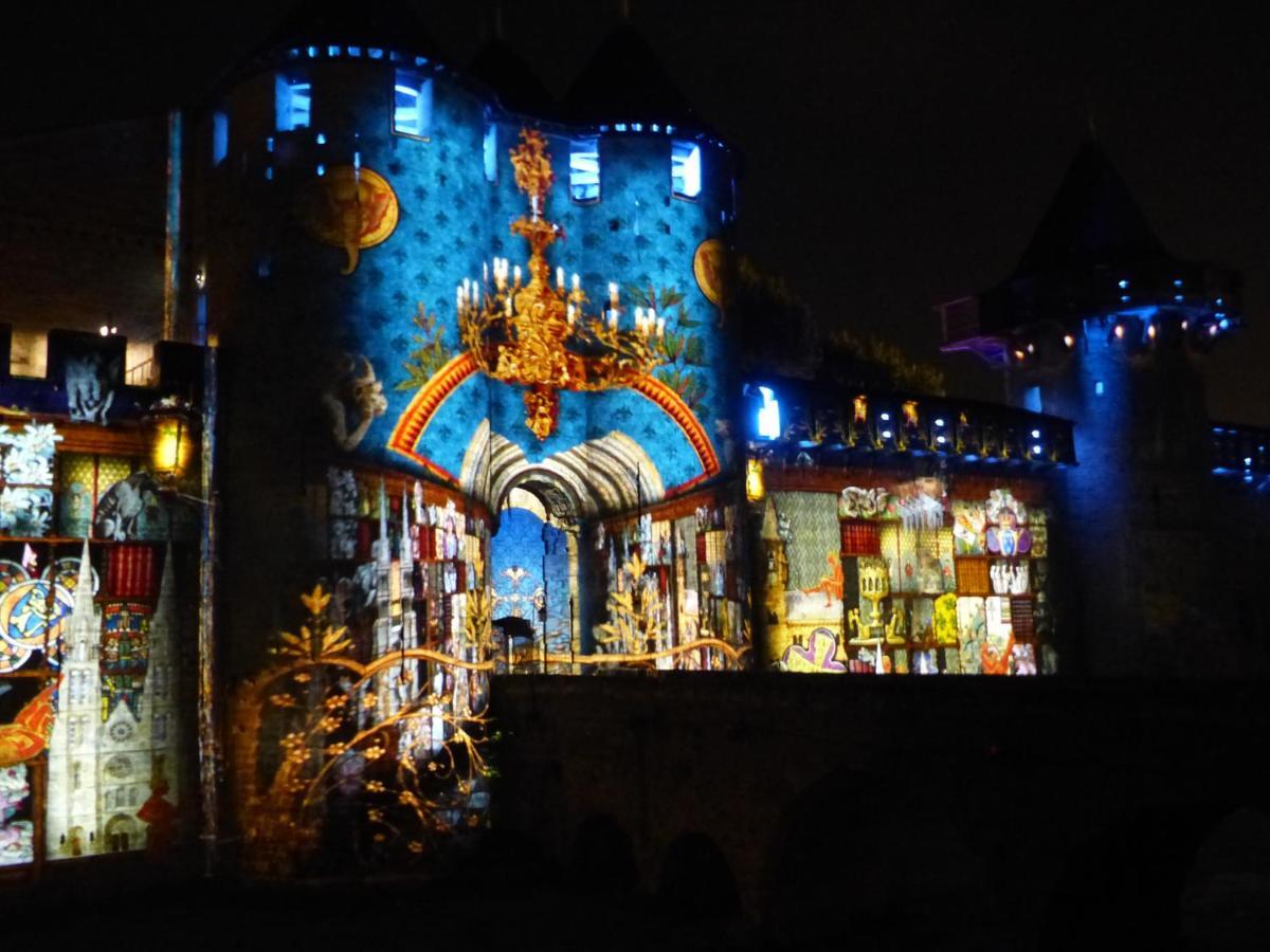Maison Des Remparts Nichee Sous La Cite Carcassonne Ngoại thất bức ảnh